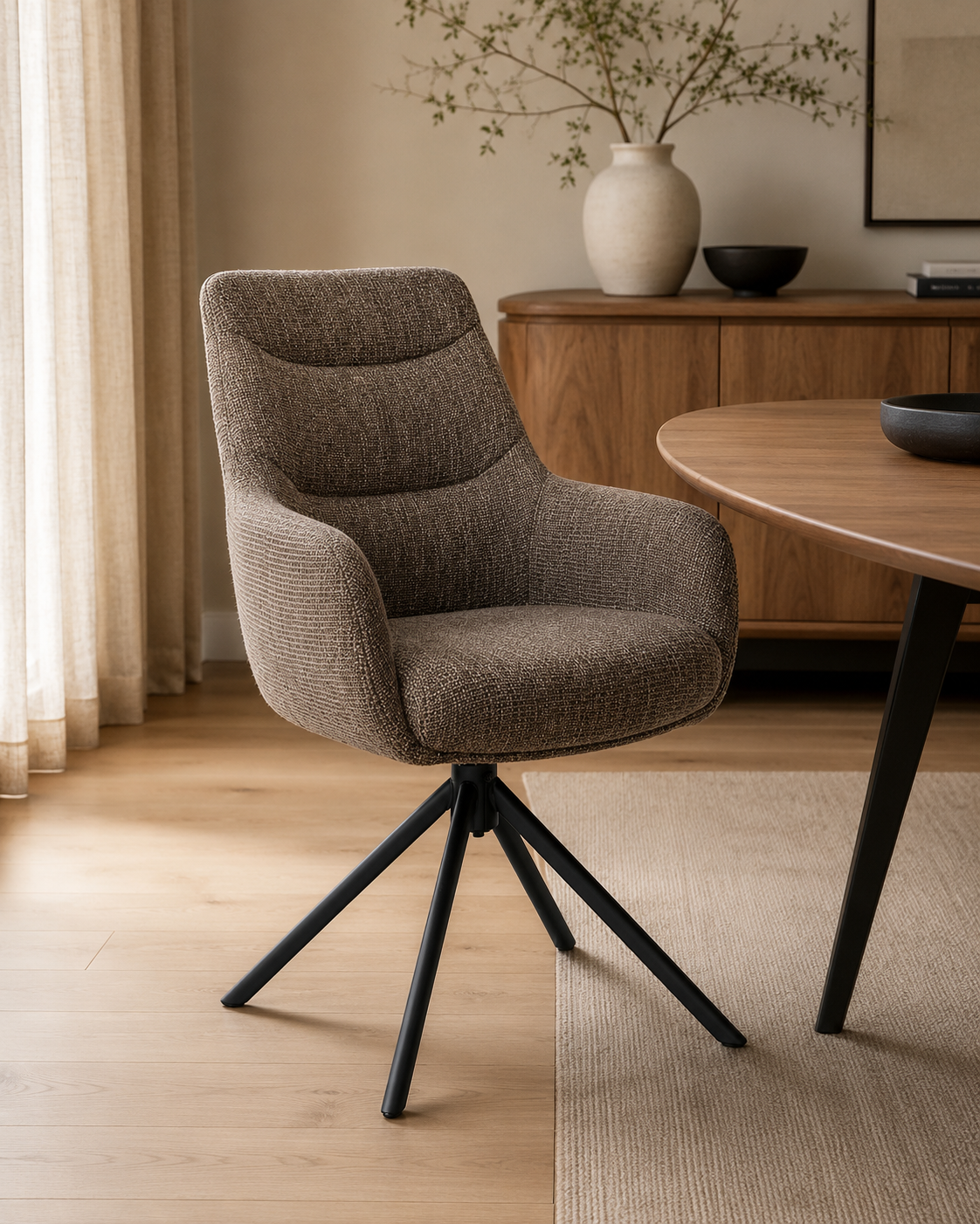 Eetkamerstoel Guido – Luxe Draaibare Armstoel – Santi Stof – Auto Return